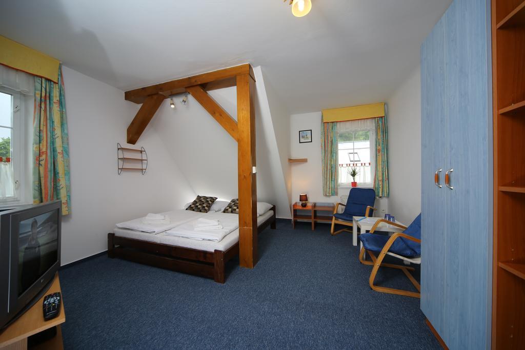 Doppelzimmer mit Zustellbett